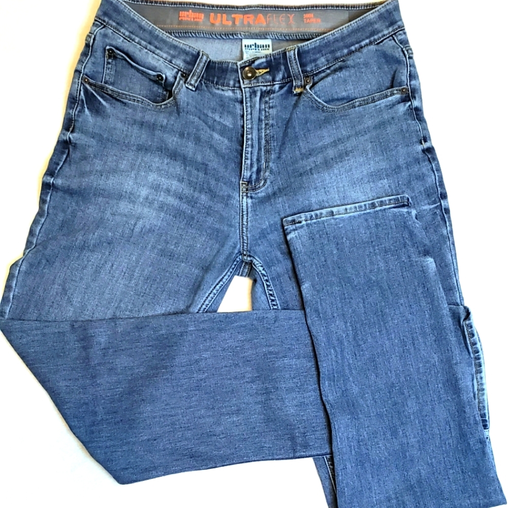 Mens Urban Pipeline Taper Ultra Flex Jeans